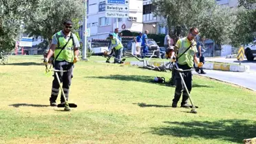 Aydın Büyükşehir Belediyesi Kuşadası’nda Temizlik ve Bakım Çalışmaları Gerçekleştirdi